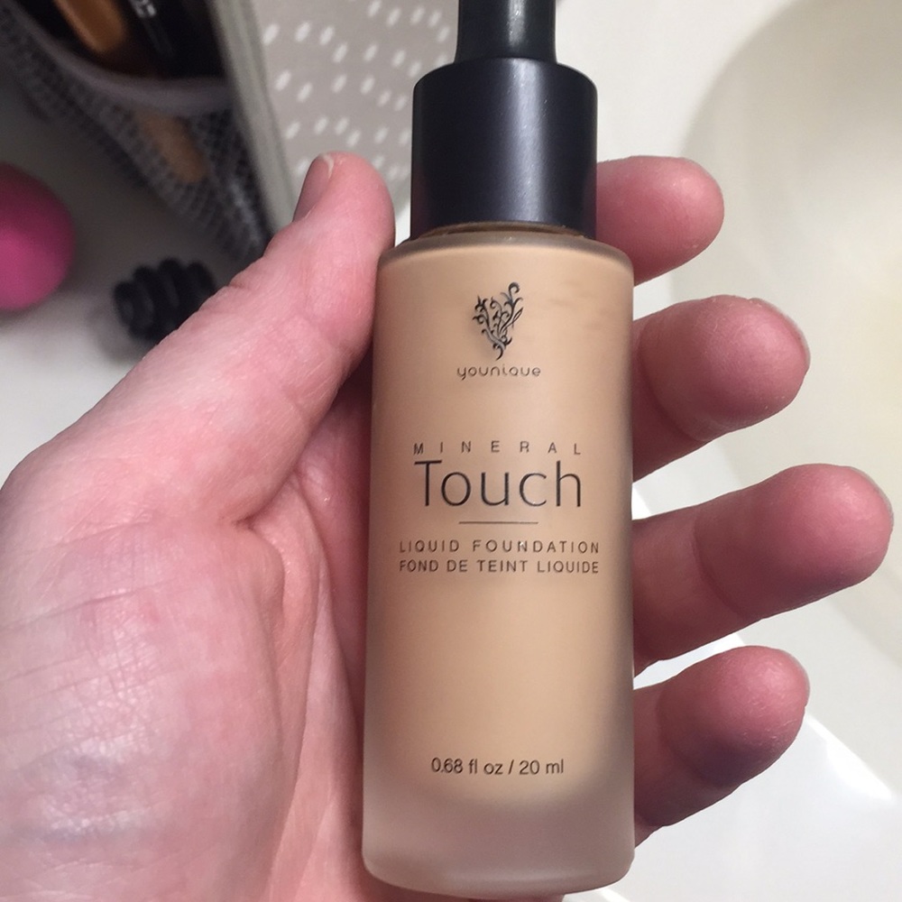 Younique foundation